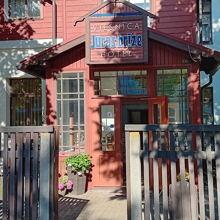 Hotel Juras Brize Windawa Zewnętrze zdjęcie