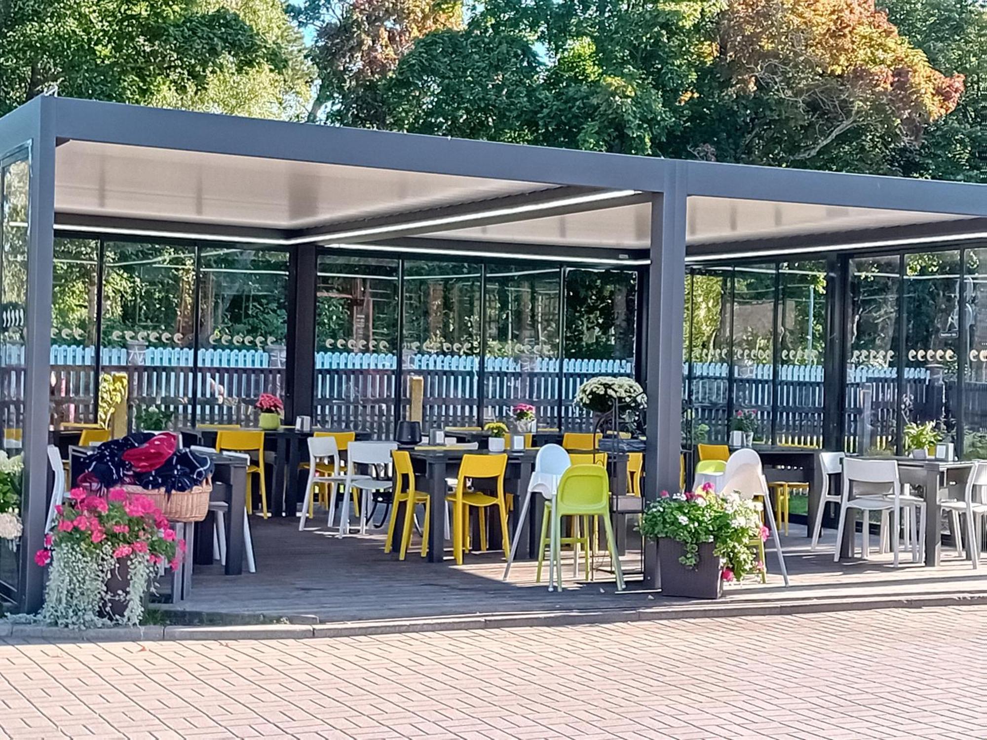 Hotel Juras Brize Windawa Zewnętrze zdjęcie