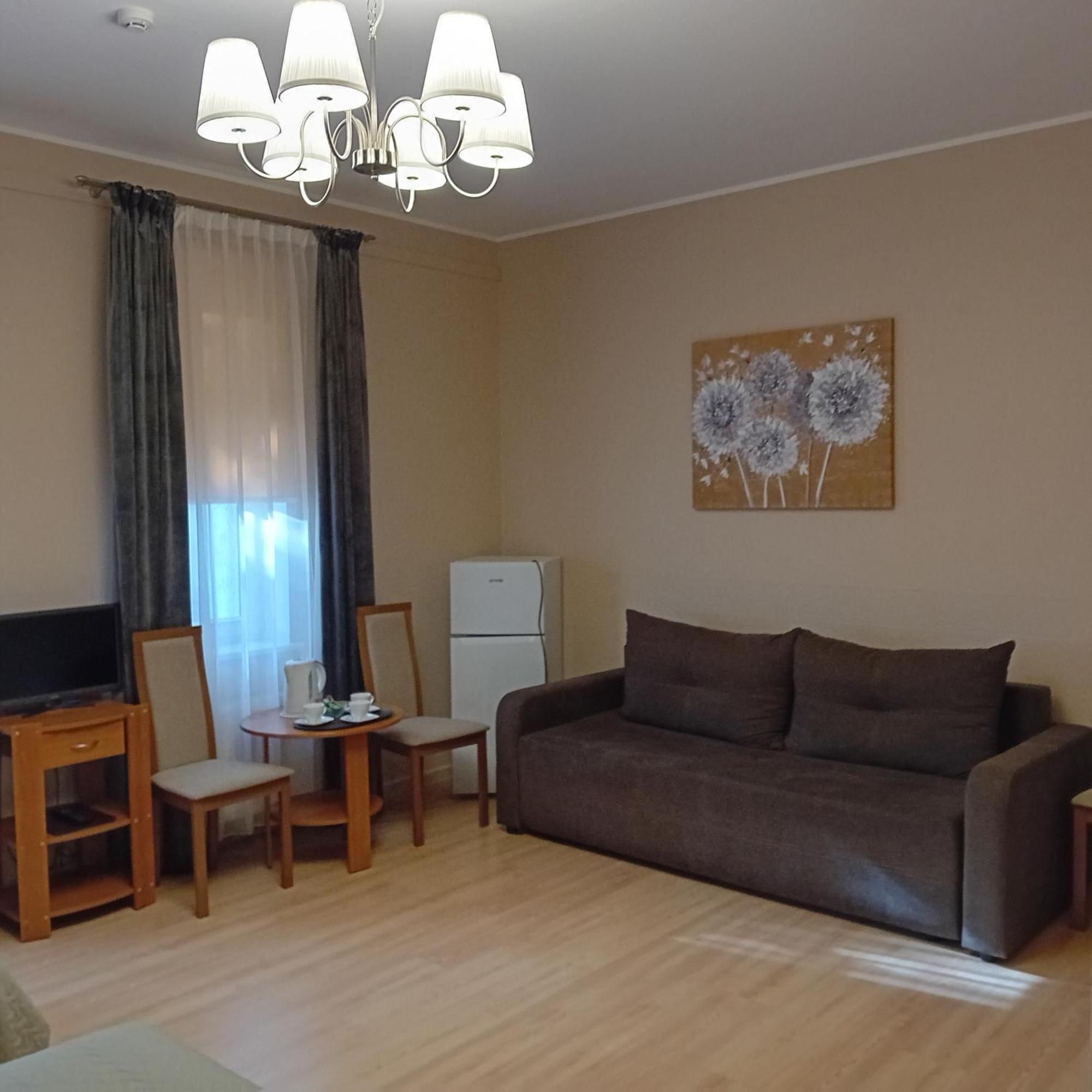 Hotel Juras Brize Windawa Zewnętrze zdjęcie