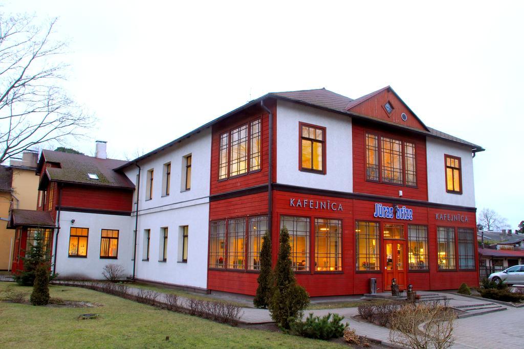 Hotel Juras Brize Windawa Zewnętrze zdjęcie