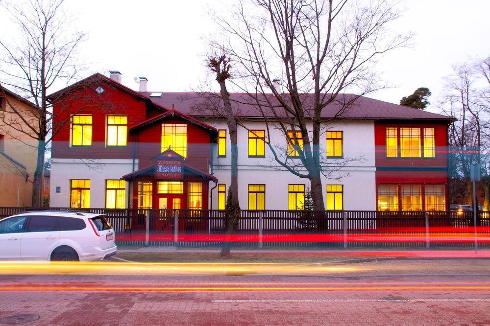 Hotel Juras Brize Windawa Zewnętrze zdjęcie